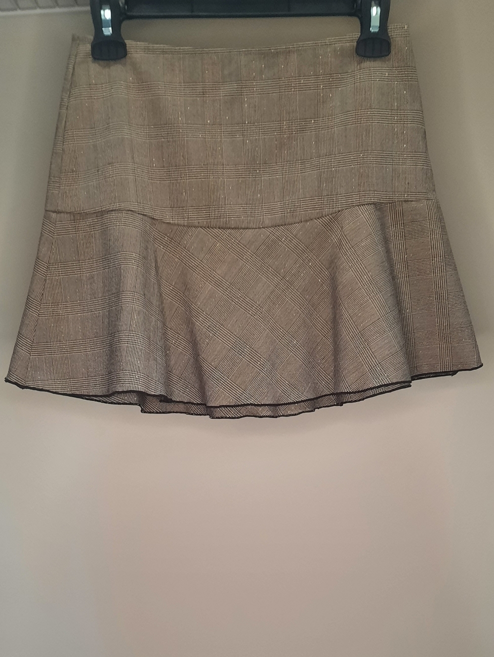 Iz Byer Metallic Thread Accents Drop Waist Mini Skirt - Picture 5 of 6
